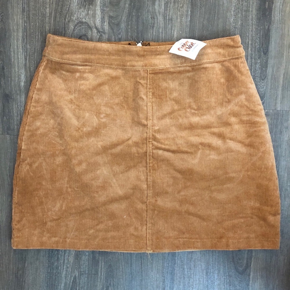 Corduroy ribbed mini skirt